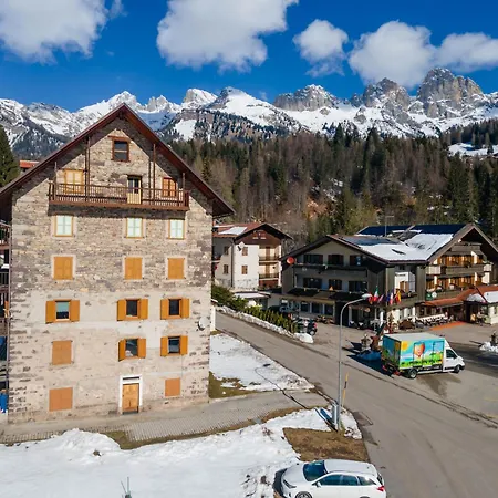 Apartament Focobon *